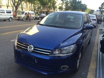 多圖展示 2013款二手大眾捷達(dá)1.6L自動(dòng)豪華型在廈門報(bào)價(jià)7.4萬